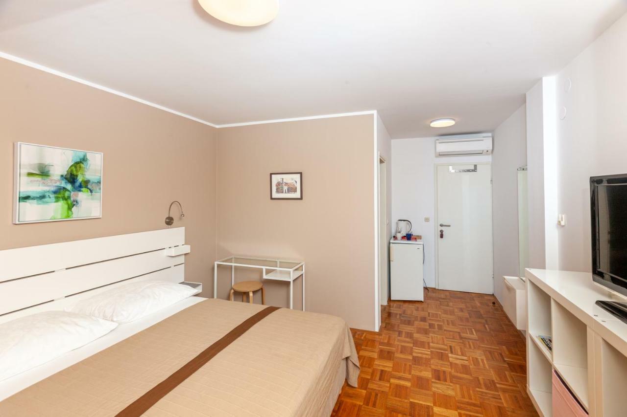 Apartments And Rooms Mofardin Rovinj Zewnętrze zdjęcie